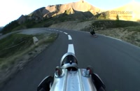 بازی سرعت : مسابقه دیوانه وار اسکیت بورد و رولرمن در جاده های کوهستانی